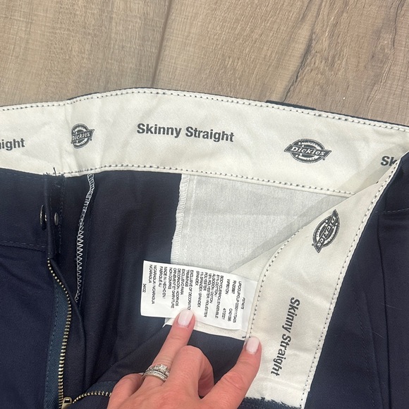 Men’s Navy Blue skinny fit dickies - Picture 4 of 5